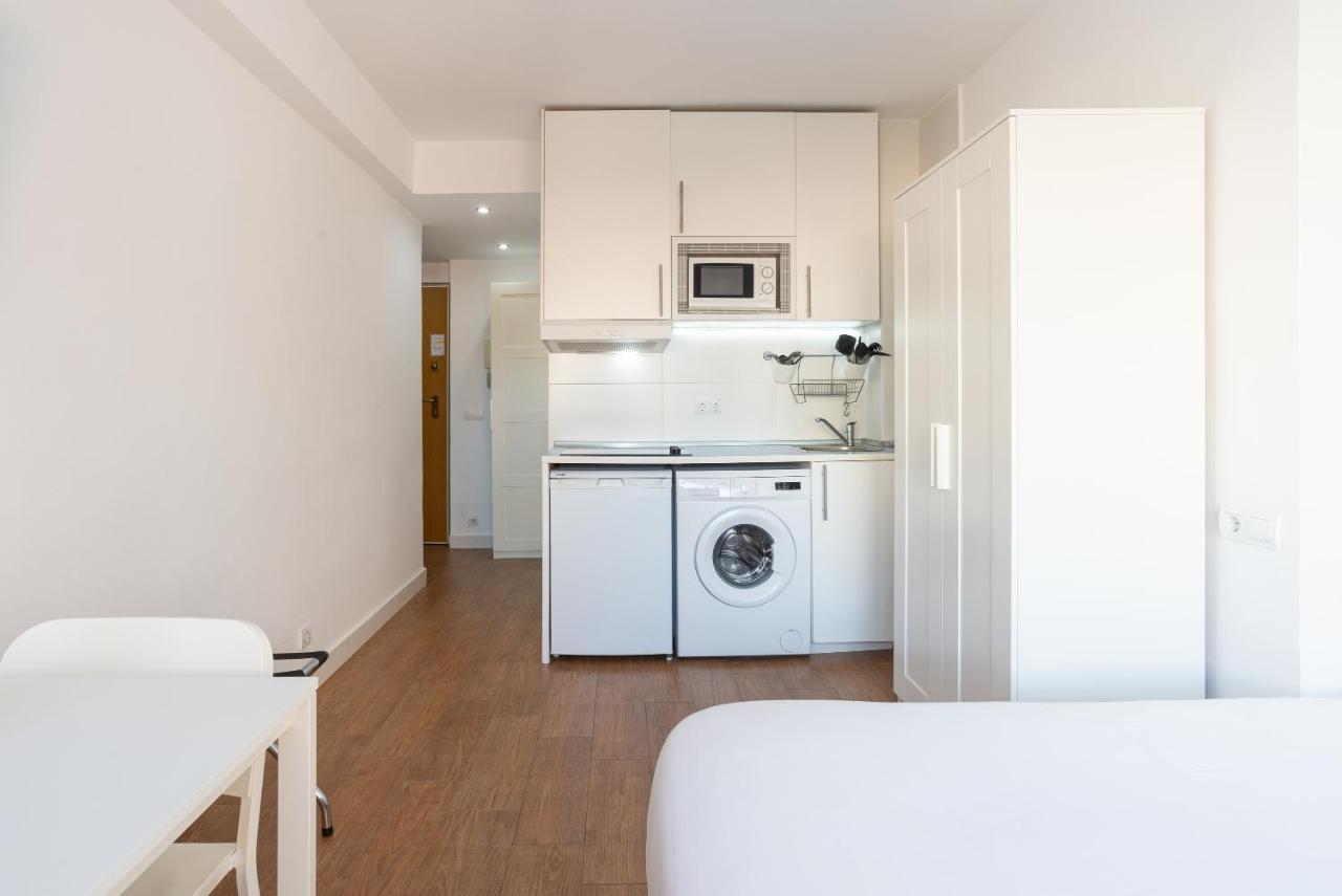 Lu&Cia Malagueta 9 Apartment Малага Екстериор снимка