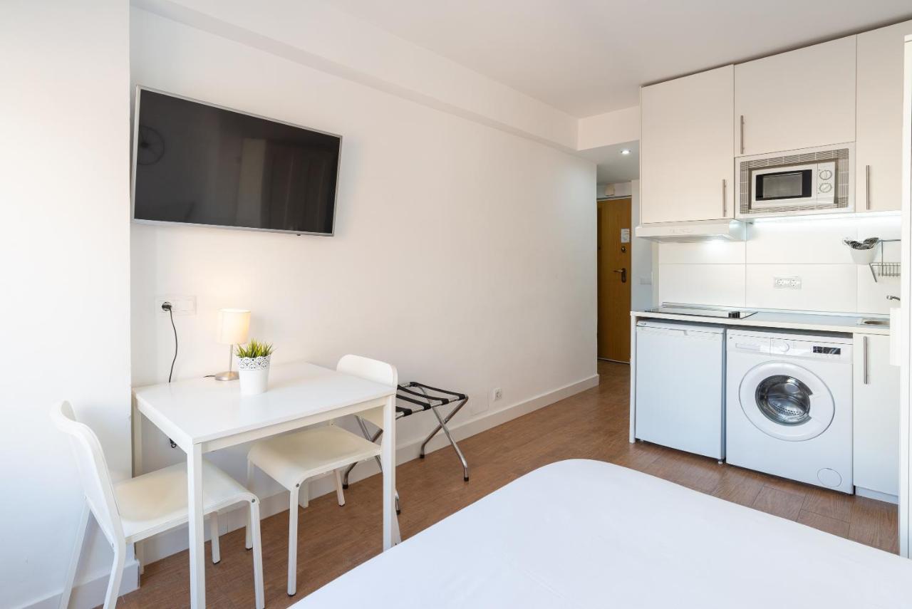Lu&Cia Malagueta 9 Apartment Малага Екстериор снимка